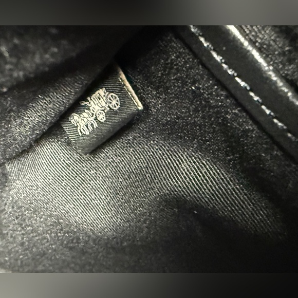 Coach Carryall Collectors Pouch black Horse and carriage. - Picture 3 of 16